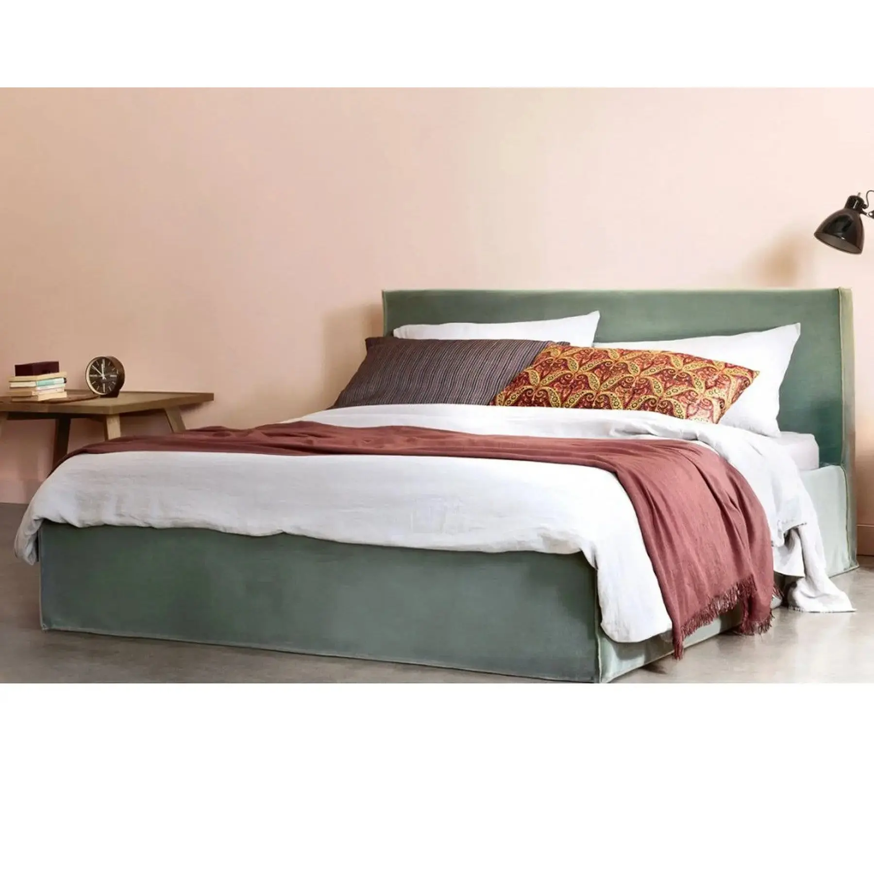 Brick 80 - Bed - Image 4