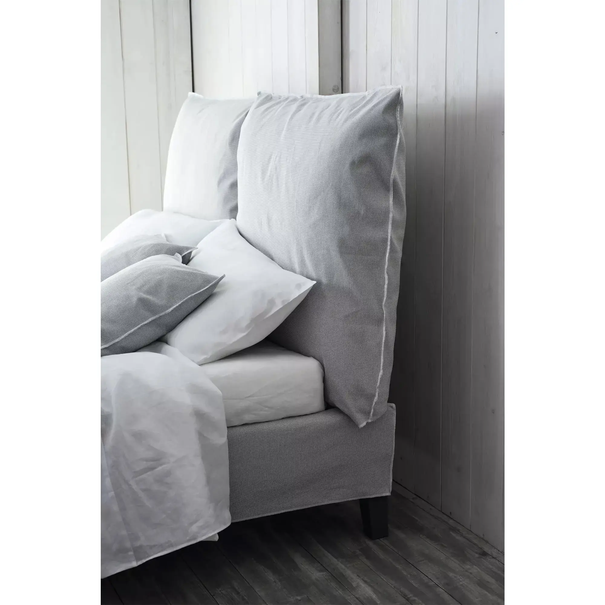 Fly - Bed - Image 4