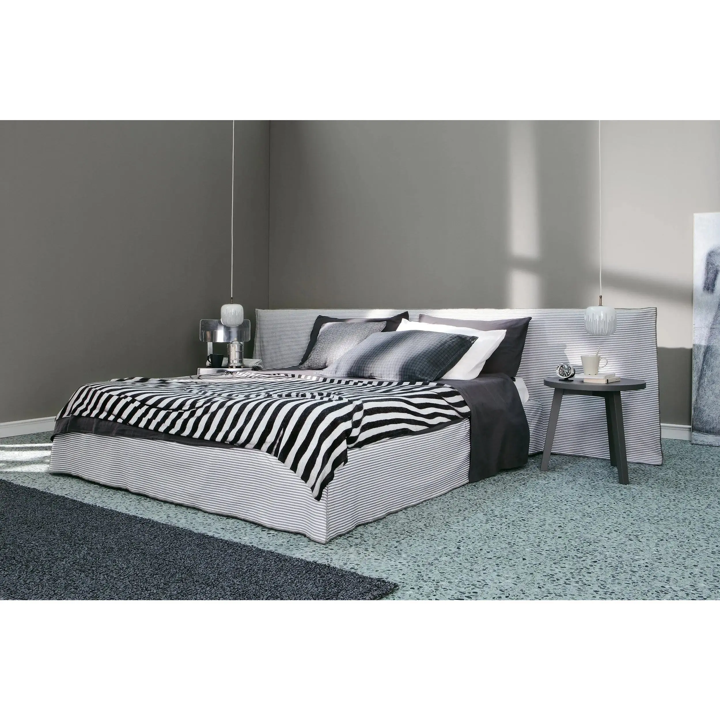 Ghost 81 - Bed with Extended Headboard - Image 3