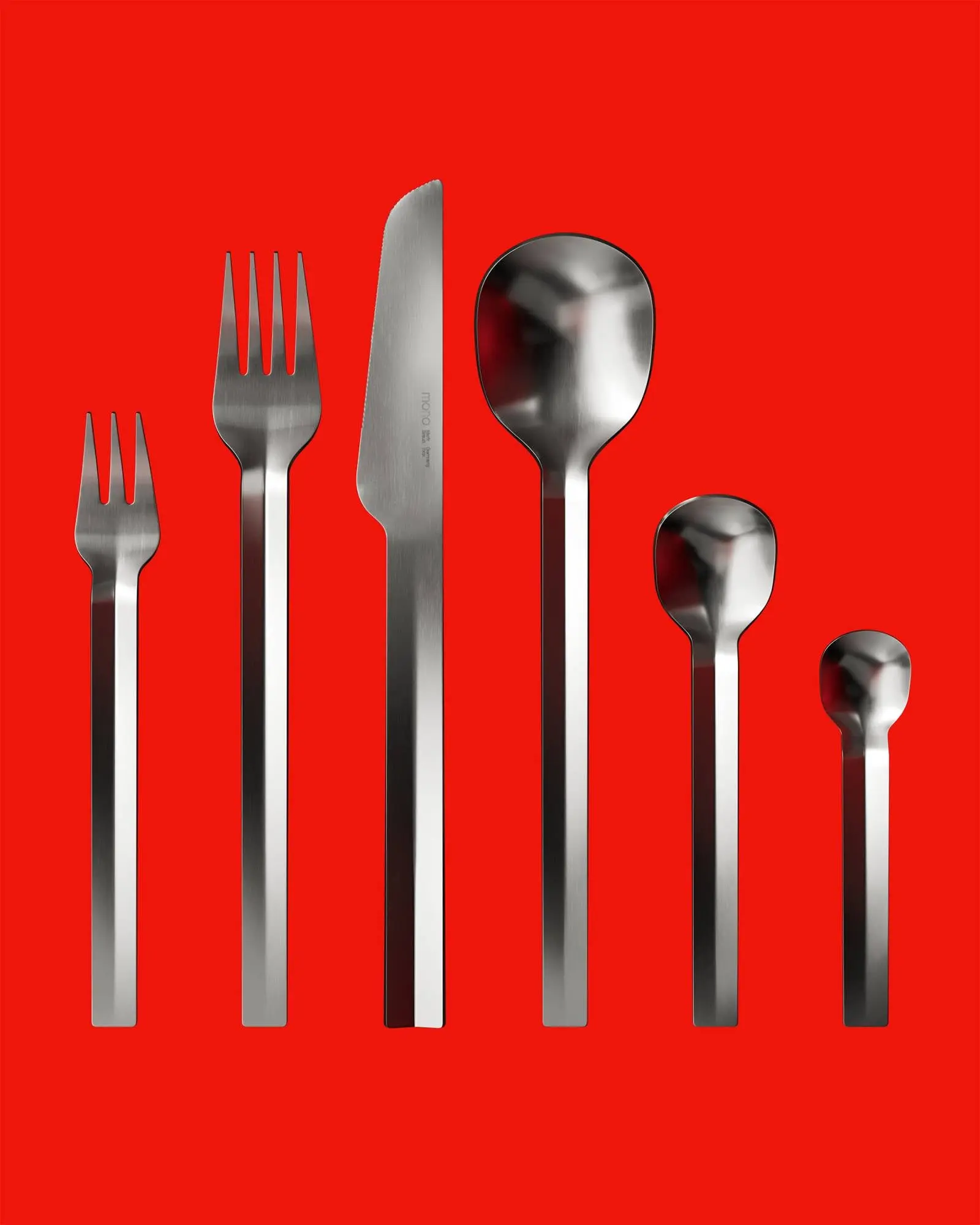 Mono V, 5 Piece Set Place Setting - Image 25